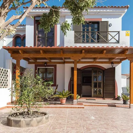 Villa En Agaete Terraza Privada 6 Personas Wifi Gratis By Lightbooking